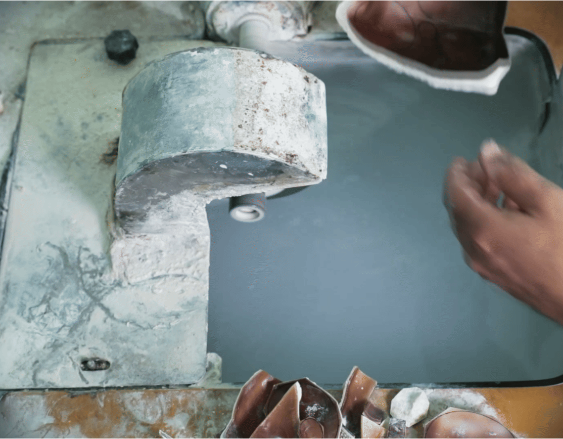 Mother-of-pearl front view